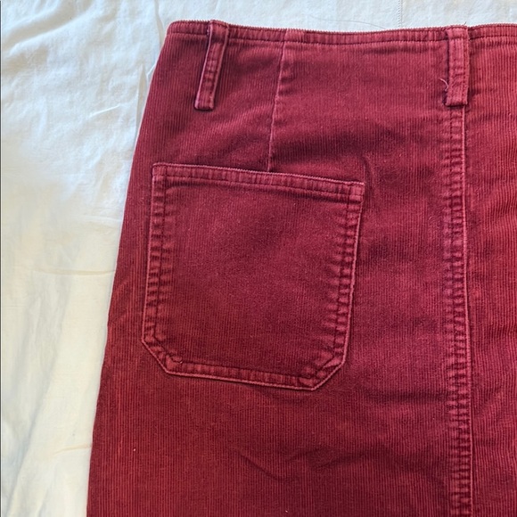 Guess Corderoy Stretch Red Denim Mini Skirt. Size 30. Excellent condition! - Picture 5 of 8